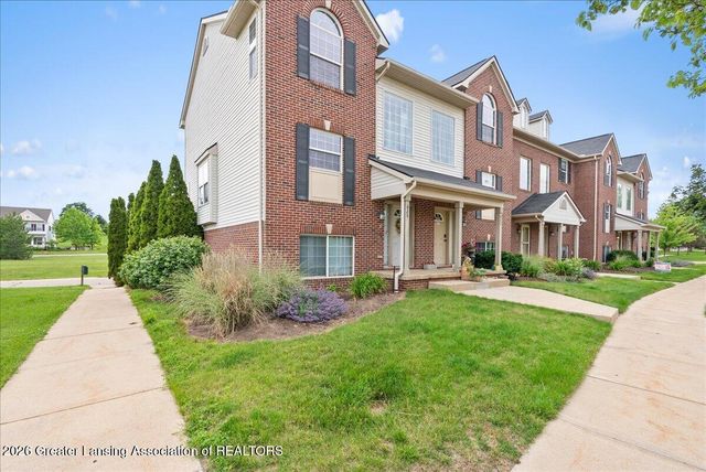 625 Nantucket Drive, Lansing, MI 48906