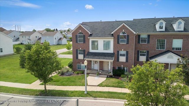 625 Nantucket Drive, Lansing, MI 48906