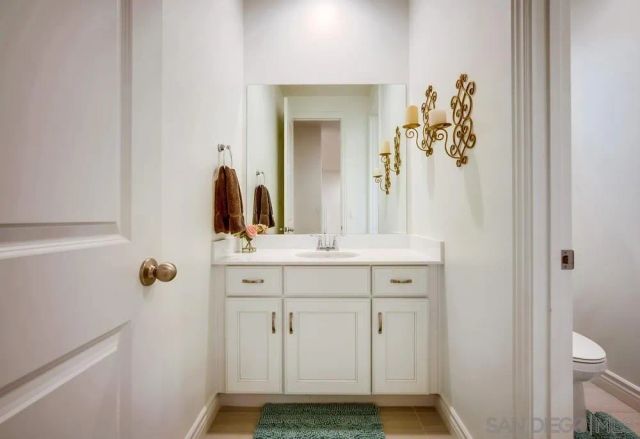 35828 Blue Breton Dr, Fallbrook, CA 92028