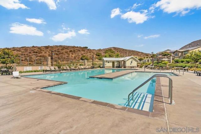 35828 Blue Breton Dr, Fallbrook, CA 92028