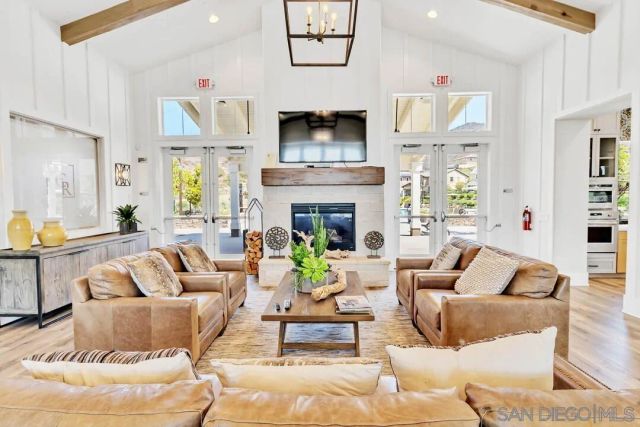 35828 Blue Breton Dr, Fallbrook, CA 92028