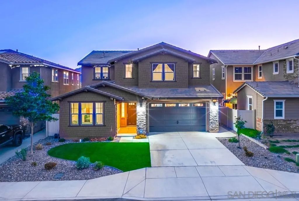 35828 Blue Breton Dr, Fallbrook, CA 92028