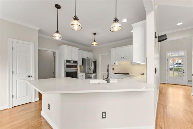 4140 River Bluff Run Way, Suwanee, GA 30024