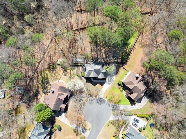 4140 River Bluff Run Way, Suwanee, GA 30024