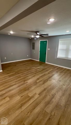 212 E College Street, Bono, AR 72416