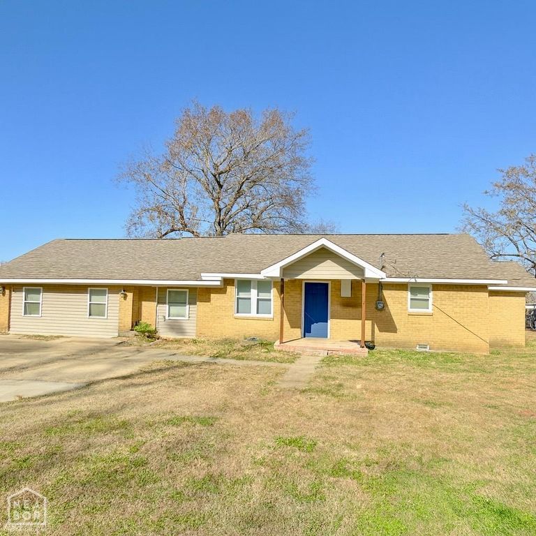 212 E College Street, Bono, AR 72416