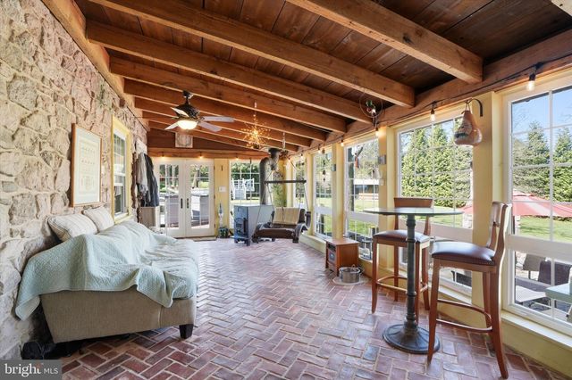 170 RED CORNER RD, Douglassville, PA 19518