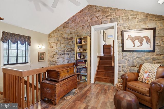 170 RED CORNER RD, Douglassville, PA 19518