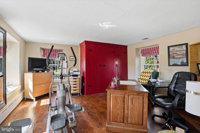 170 RED CORNER RD, Douglassville, PA 19518
