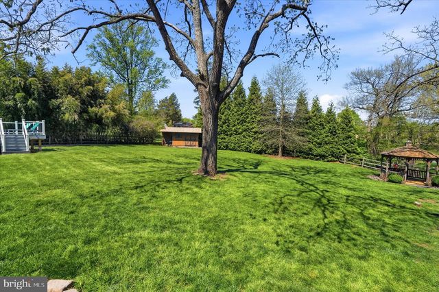 170 RED CORNER RD, Douglassville, PA 19518