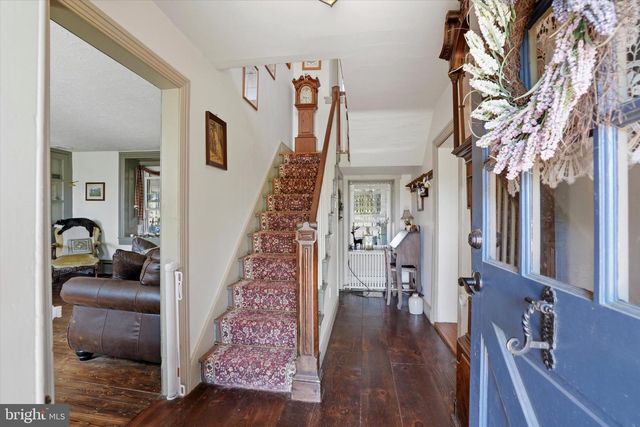 170 RED CORNER RD, Douglassville, PA 19518