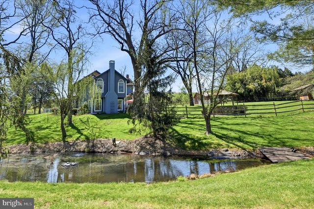 170 RED CORNER RD, Douglassville, PA 19518