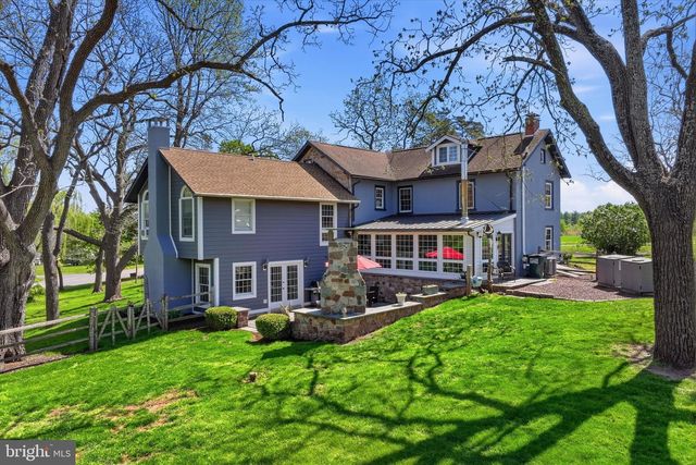 170 RED CORNER RD, Douglassville, PA 19518