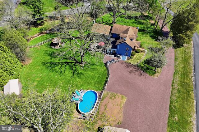 170 RED CORNER RD, Douglassville, PA 19518