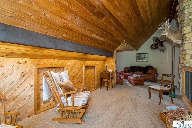 314 Meadow Woods Drive, Mankato, MN 56001
