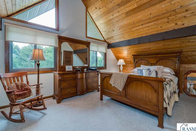 314 Meadow Woods Drive, Mankato, MN 56001
