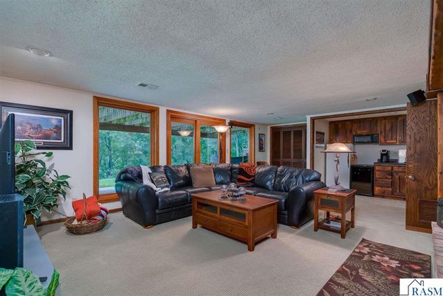 314 Meadow Woods Drive, Mankato, MN 56001