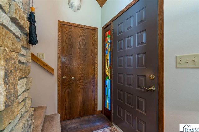 314 Meadow Woods Drive, Mankato, MN 56001