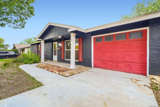 12006 El Sendero St, San Antonio, TX 78233