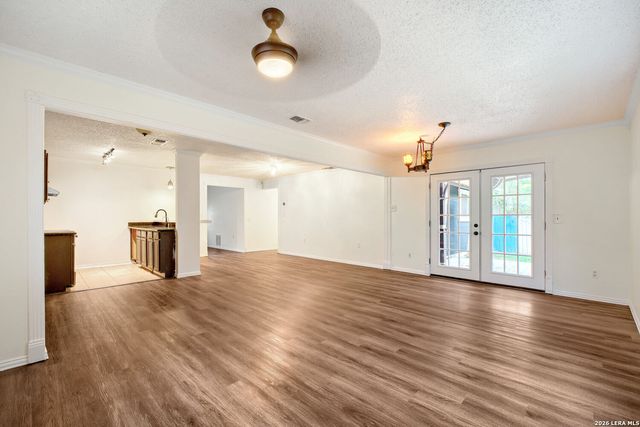 12006 El Sendero St, San Antonio, TX 78233