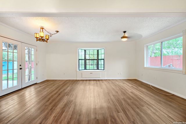 12006 El Sendero St, San Antonio, TX 78233
