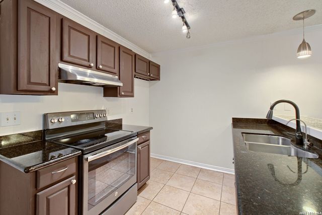 12006 El Sendero St, San Antonio, TX 78233