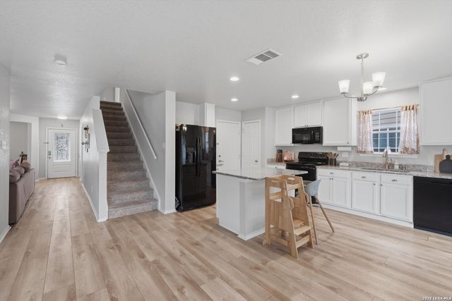 406 Hampton Cove, Boerne, TX 78006