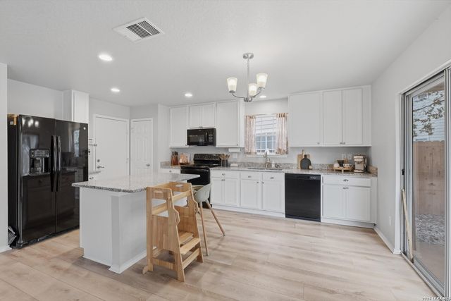 406 Hampton Cove, Boerne, TX 78006