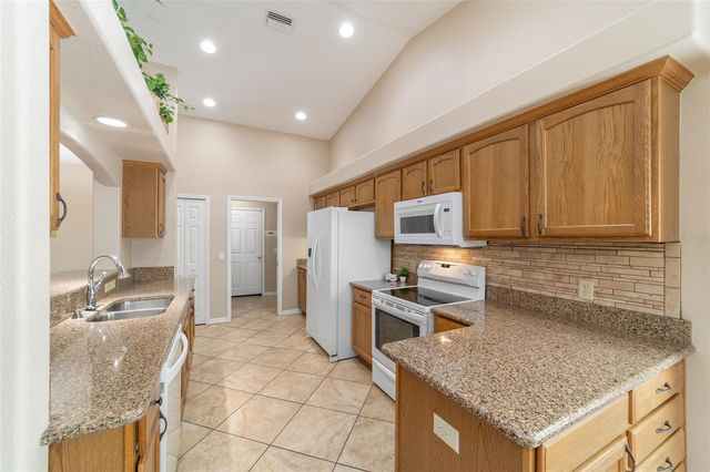 16369 SW 14TH AVENUE ROAD, Ocala, FL 34473