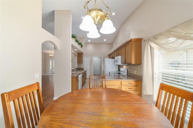 16369 SW 14TH AVENUE ROAD, Ocala, FL 34473