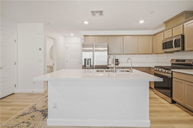 3621 Arcadian Sea Street, Las Vegas, NV 89106