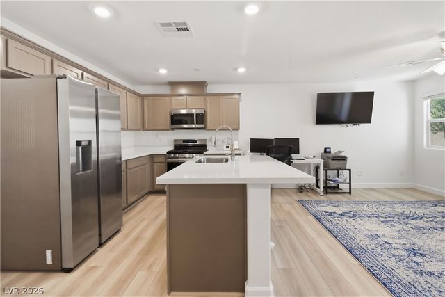 3621 Arcadian Sea Street, Las Vegas, NV 89106