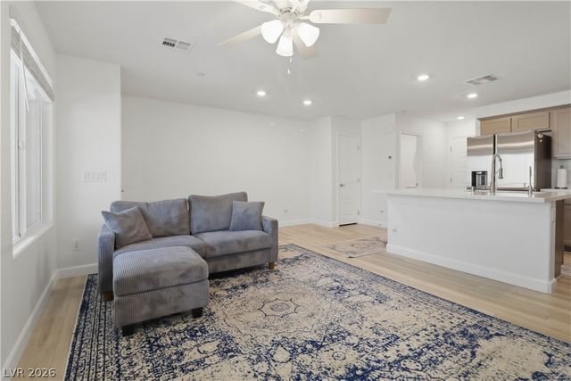 3621 Arcadian Sea Street, Las Vegas, NV 89106