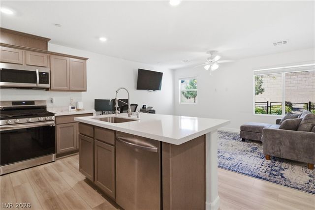 3621 Arcadian Sea Street, Las Vegas, NV 89106