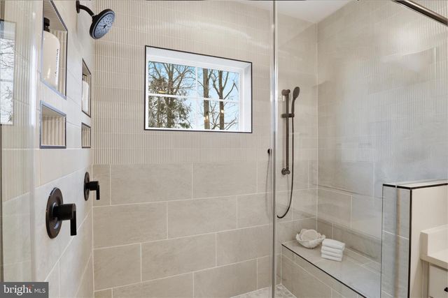 602 TAPAWINGO RD SW, Vienna, VA 22180