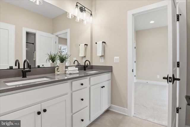 602 TAPAWINGO RD SW, Vienna, VA 22180