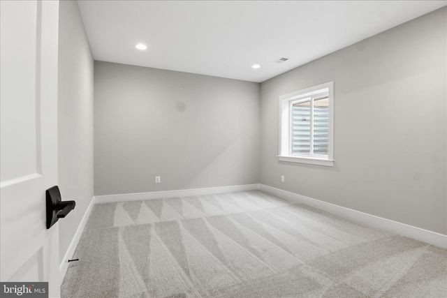 602 TAPAWINGO RD SW, Vienna, VA 22180