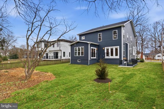 602 TAPAWINGO RD SW, Vienna, VA 22180