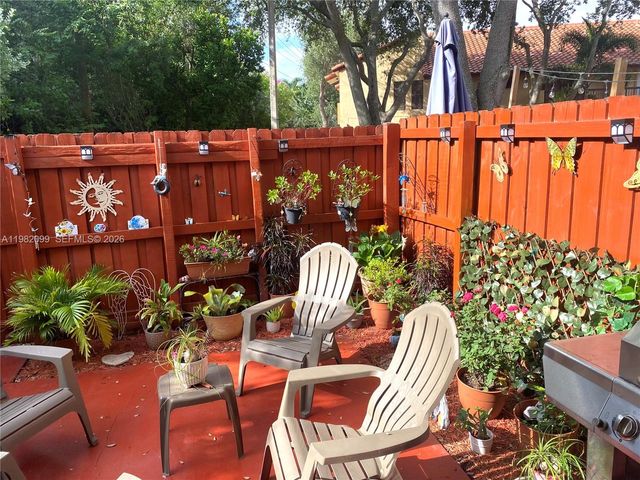 10073 SW 77th Ct 0, Miami, FL 33156