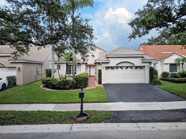1520 Seabay Rd, Weston, FL 33326