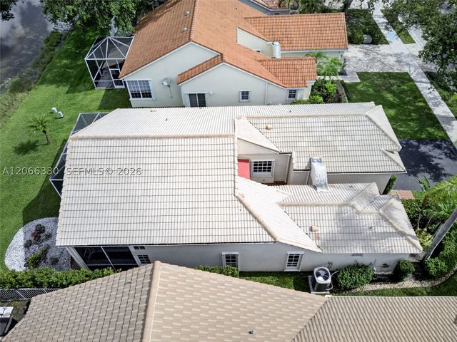 1520 Seabay Rd, Weston, FL 33326