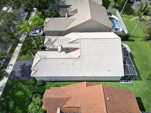 1520 Seabay Rd, Weston, FL 33326