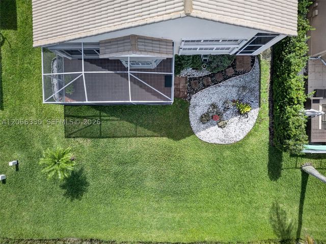 1520 Seabay Rd, Weston, FL 33326