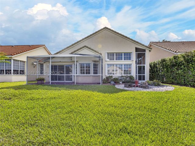 1520 Seabay Rd, Weston, FL 33326