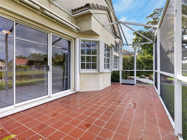 1520 Seabay Rd, Weston, FL 33326