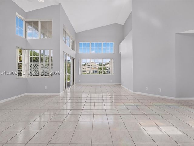1520 Seabay Rd, Weston, FL 33326