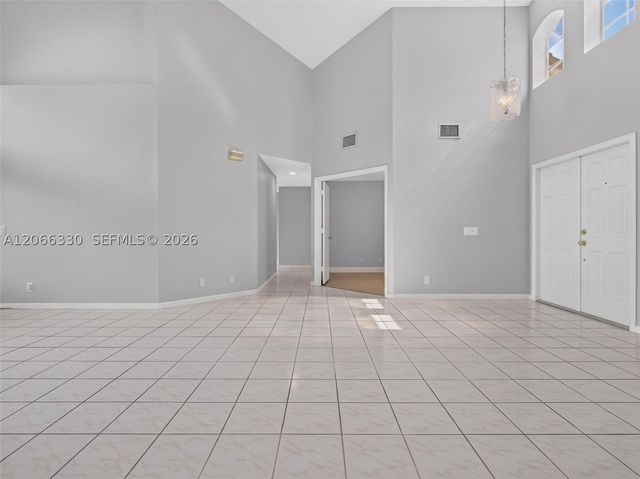 1520 Seabay Rd, Weston, FL 33326