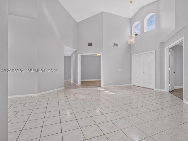 1520 Seabay Rd, Weston, FL 33326