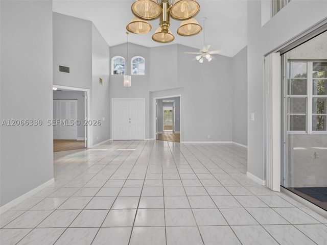 1520 Seabay Rd, Weston, FL 33326