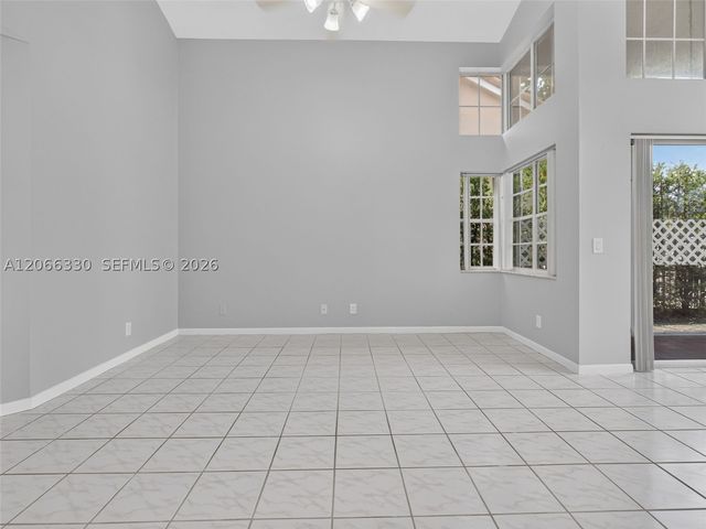 1520 Seabay Rd, Weston, FL 33326